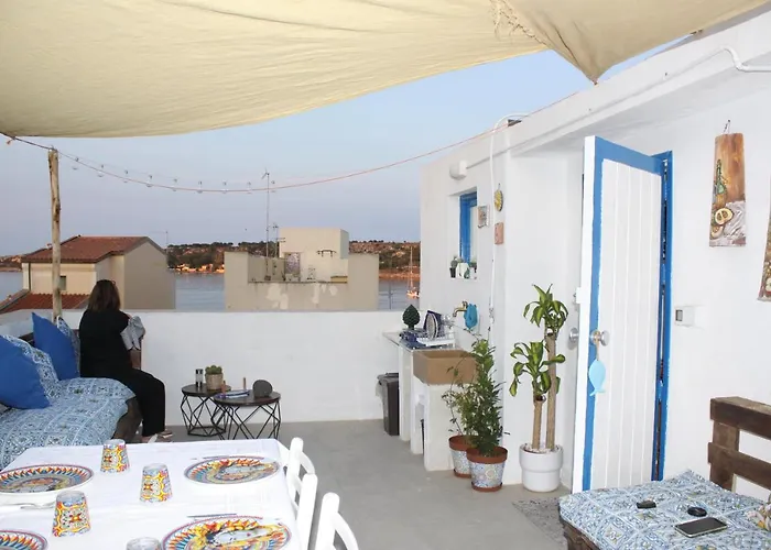 Sikelia Home